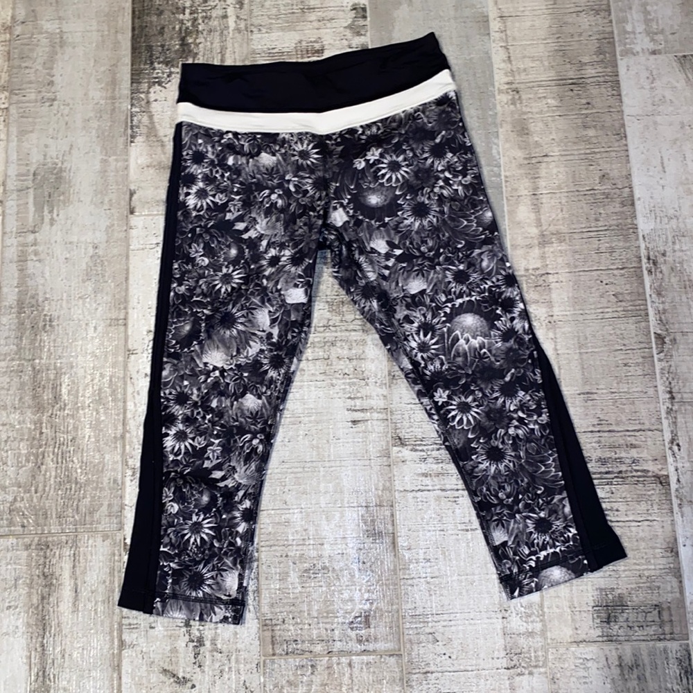 Lululemon crop